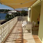 Roki Apartman Rogačić