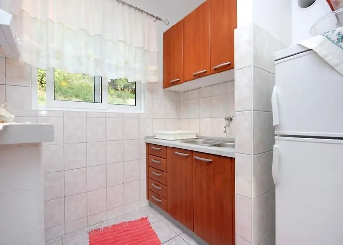Roki Apartment *