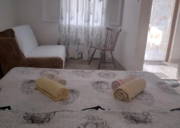 Roki Apartment